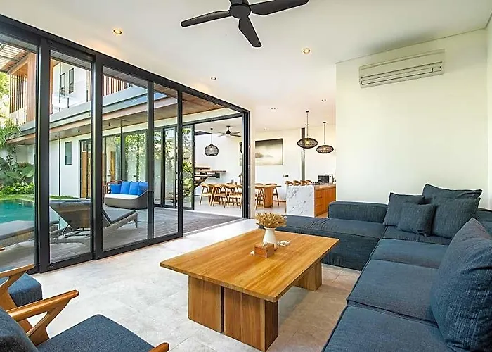 ホテル New 5br At 200m Canggu